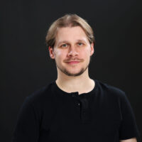 Dr. Jakub M. Bartoszewicz